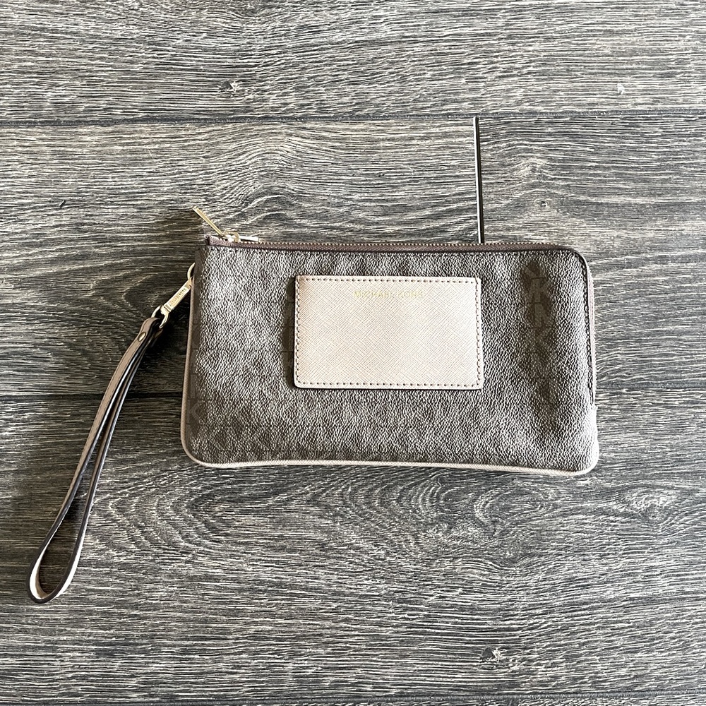 Michael Kors: Clutch and Wristlet